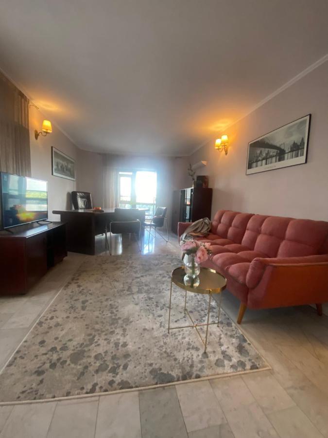 Victoriei Deluxe Suites Bucharest Exterior photo